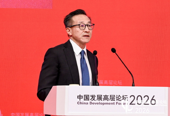 蔡崇信：中国AI通过开源模型打破壁垒，让AI不再是少数巨头的特权