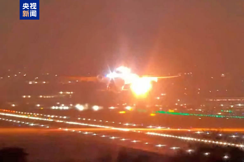巴西圣保罗一空客A330客机起飞后发动机爆炸