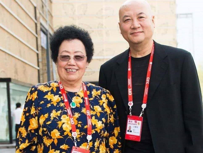 从裁缝女工到地产女王!85岁陈丽华去世,她的一生比剧本更精彩