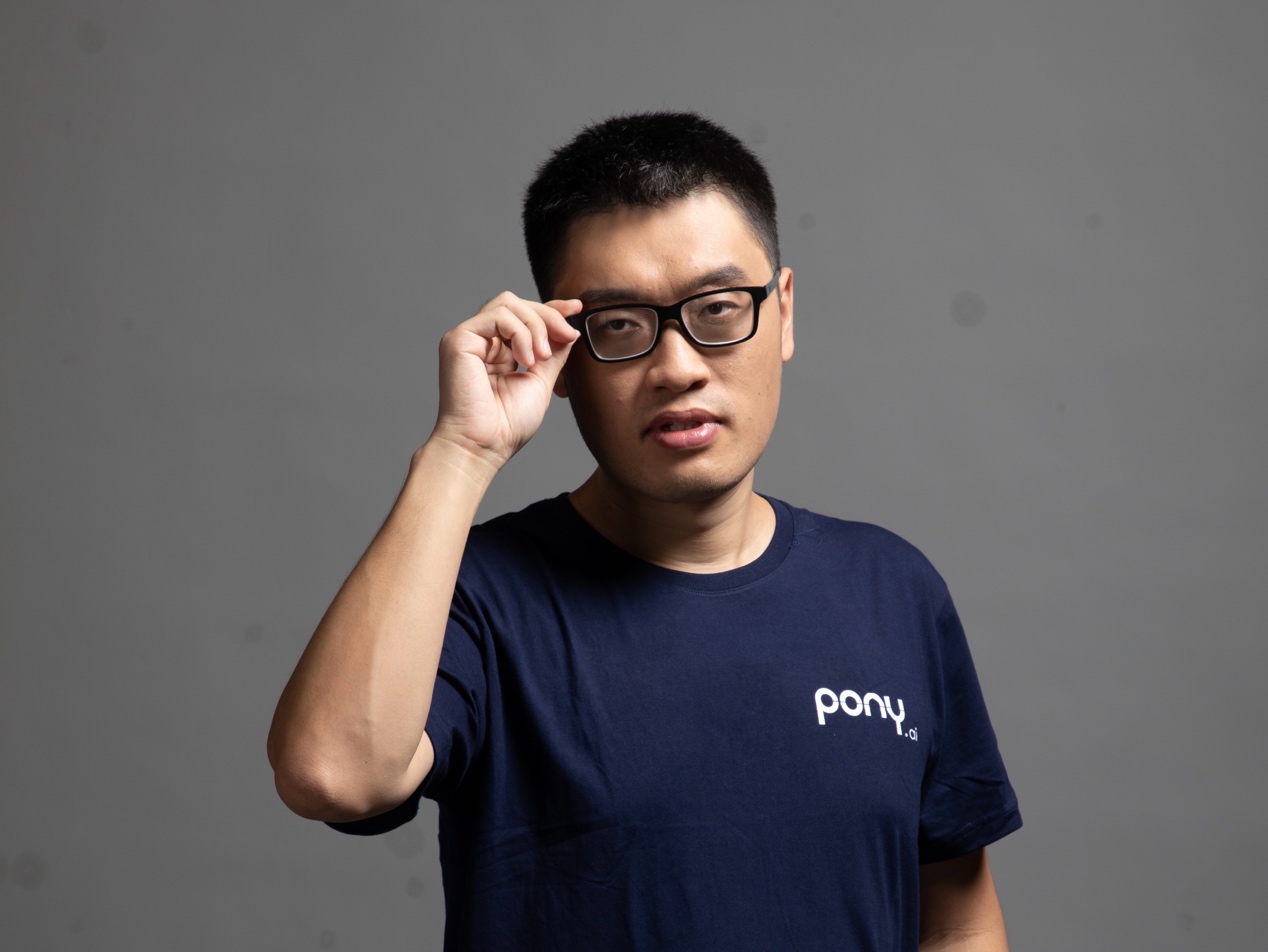对话小马智行CTO楼天城:让AI审视AI,提升世界模型的“精度”是下一步竞争的核心