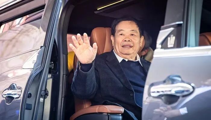 曹德旺：绝不做赔本买卖！大不了就把美国工厂关掉