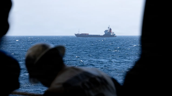 美国军舰在霍尔木兹海峡被伊朗击中?美军否认
