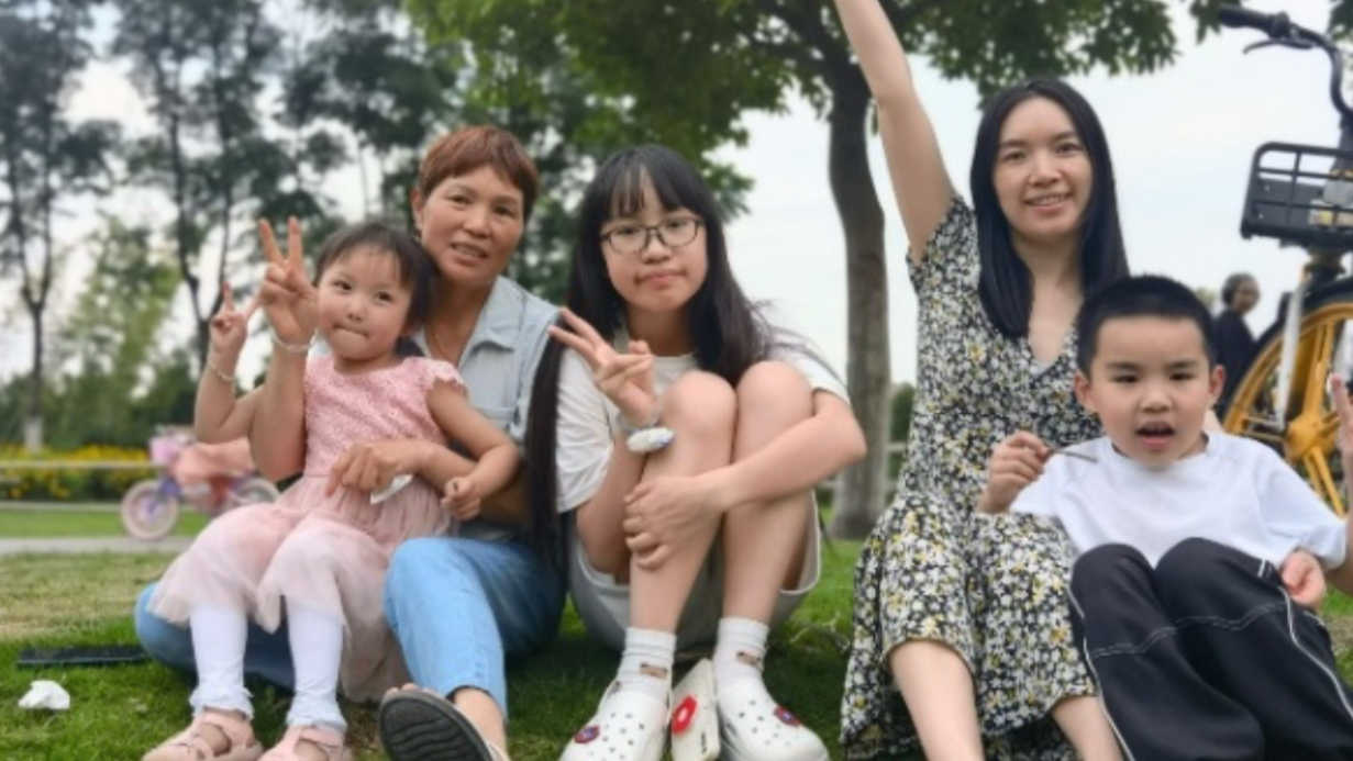 谁在为母亲节买单?“反向带妈”旅游增两成,31至50岁女性成消费主力