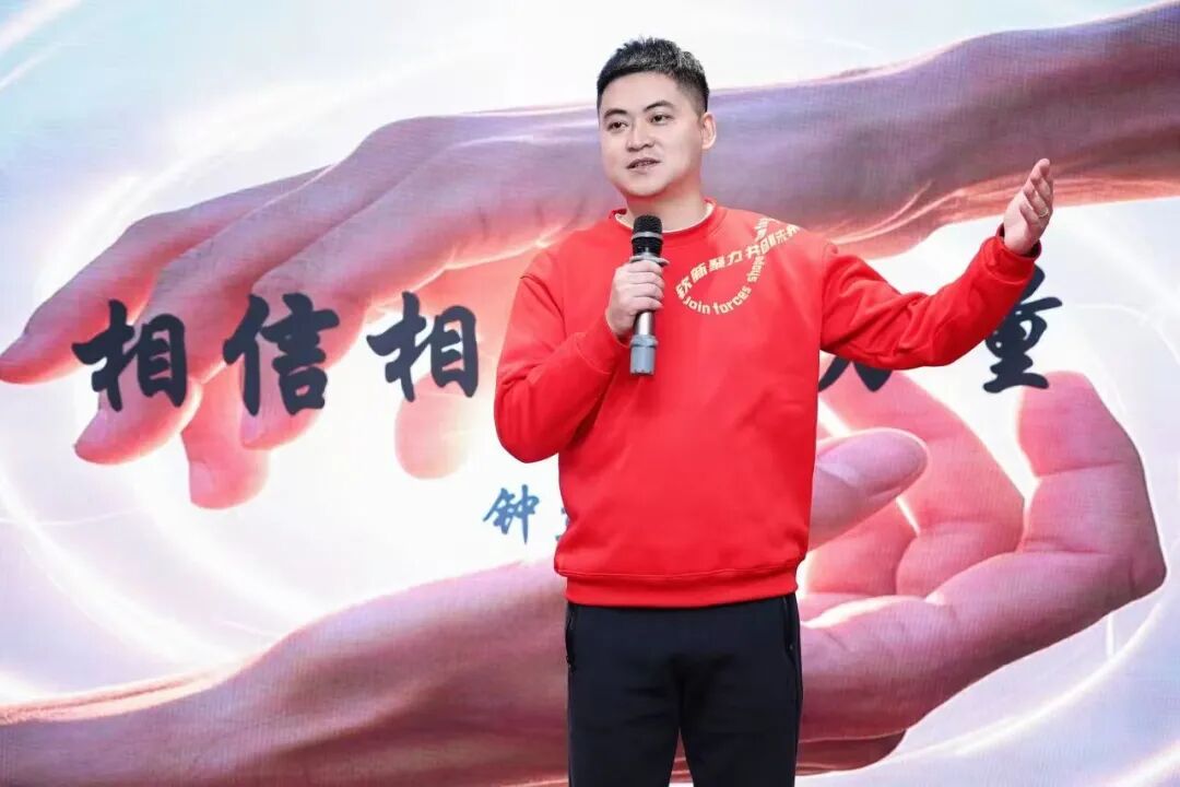 *ST皇庭陷退市危机,潮汕二代找来白衣骑士?