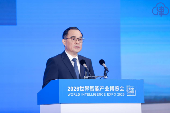 长安汽车董事长朱华荣:未来五年智能汽车将投入超1000亿元,新增10000科研人