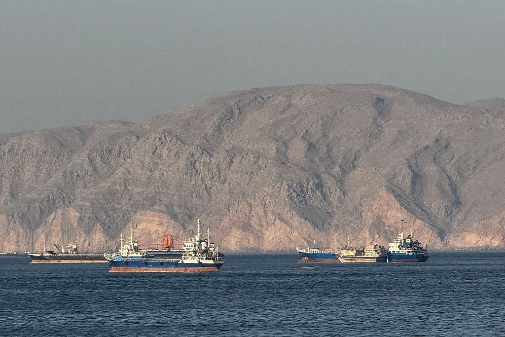 美军称将在霍尔木兹海峡附近开展军事行动