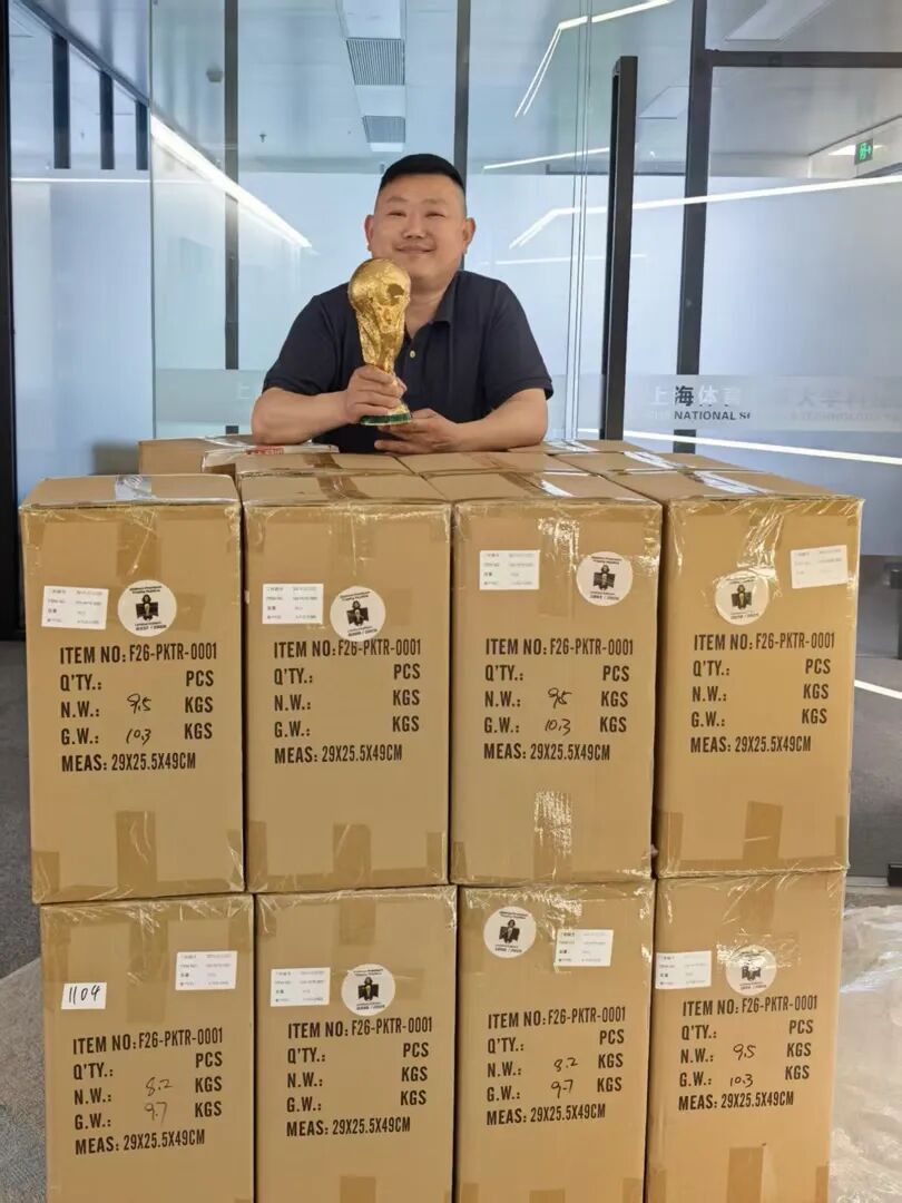 “大力神杯”，卖断货了