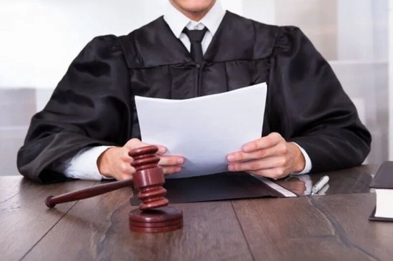 一份尘封11年的“抽屉协议”曝光，创新医疗跌停！连续7年亏损，脑机接口也救不了
